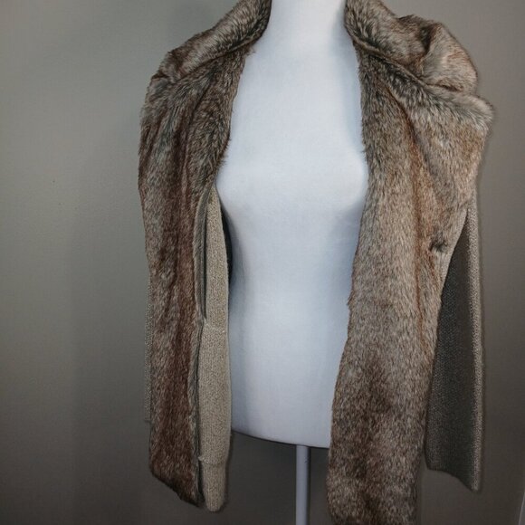 COCO AND CARMEN KNIT WRAP STYLE JACKET FAUX FUR COLLAR,  TAN, SIZE SMALL - Picture 7 of 8